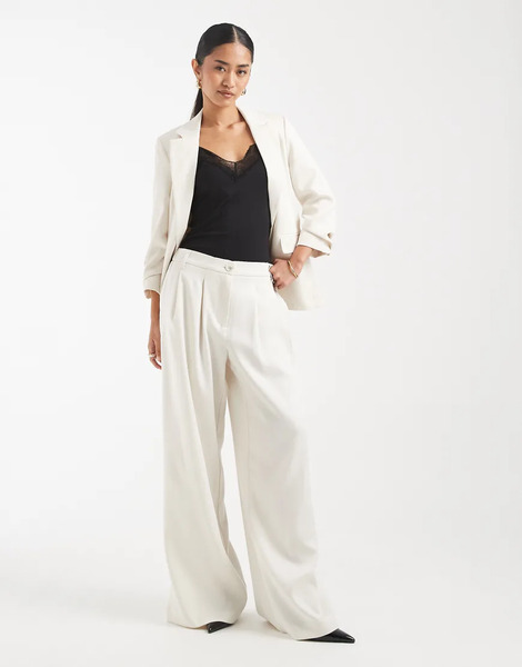  Vero Moda Pantalones De Sastre Color Abedul De Pernera Ancha Con Pinzas Delanteras De Vero Moda (parte De Un Conjunto)-blanco 