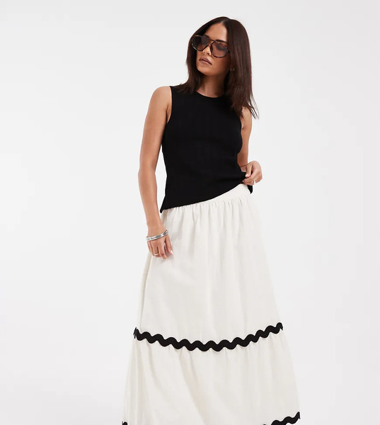  Vero Moda Petite Vero Moda Petite - Falda Larga Color Crema Escalonada De Corte Amplio Con Ribete Festoneado En Contraste-blanco 