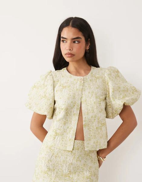  Vila Vila - Top Verde Ahumado De Manga Corta Con Estampado Floral Estilo Tapiz De Jacquard (parte De Un Conjunto) 