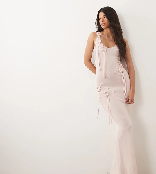  Wanderdoll Vestido Largo Rosa Pastel Con Cuello Ancho Y Detalles Florales Con Flecos De Punto Lillie De Wanderdoll 