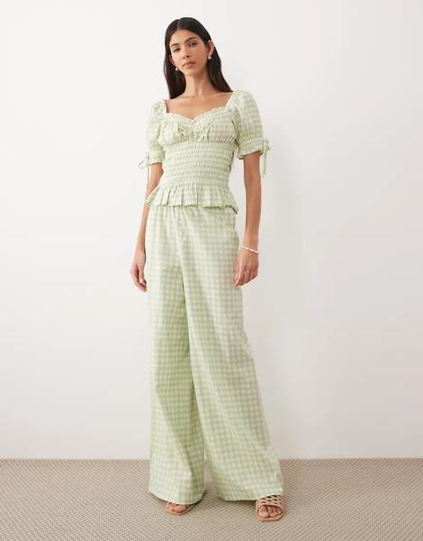  Wednesday's Girl Pantalones A Cuadros Vichy Verdes De Pernera Ancha Con Lazada De Wednesday's Girl (parte De Un Conjunto) 