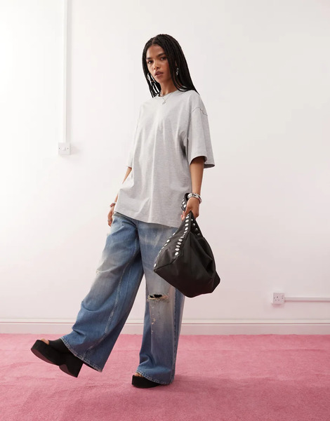  Weekday Camiseta Gris Melange Extragrande De Weekday 