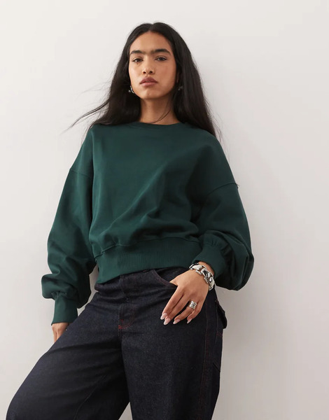  Weekday Sudadera Verde Oscuro De Corte Estándar De Weekday 