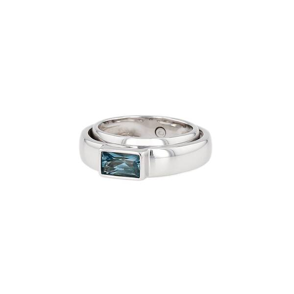  Twisted Piaget Swing Ring In White Gold And Topaz 
