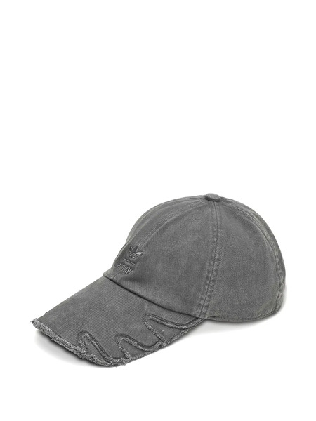  Adidas Gorra Slashed Con Efecto Envejecido De Adidas X Avavav - Negro 