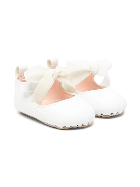  Aruna Seth Bailarinas Fay - Blanco 