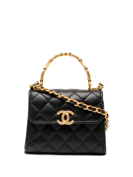  Chanel Pre-owned Bolso Satchel Mini De Piel De Borrego Esmaltado Y Acolchado Con Logo Cc Y Asa Superior 2021-2026 - Negro 