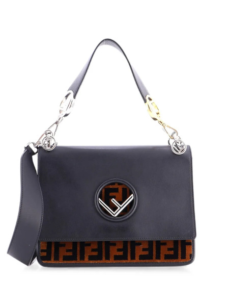  Fendi Pre-owned Bolso De Hombro Kan I F Mediano De Terciopelo Y Piel Con Motivo Zucca - Negro 
