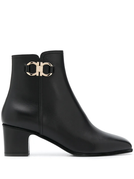  Ferragamo Botines Con Placa Gancini - Negro 