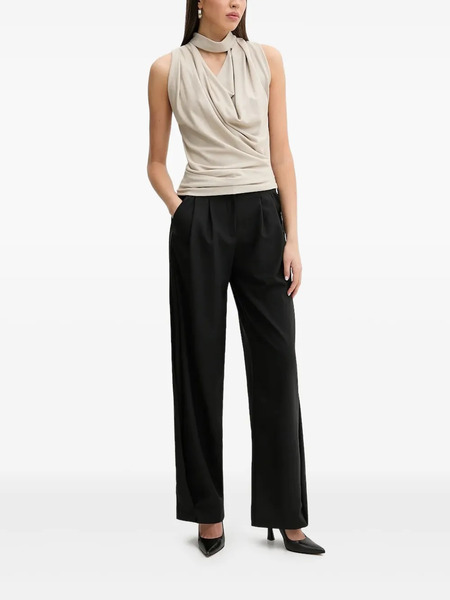  Iro Top Con Cuello Desbocado - Neutro 