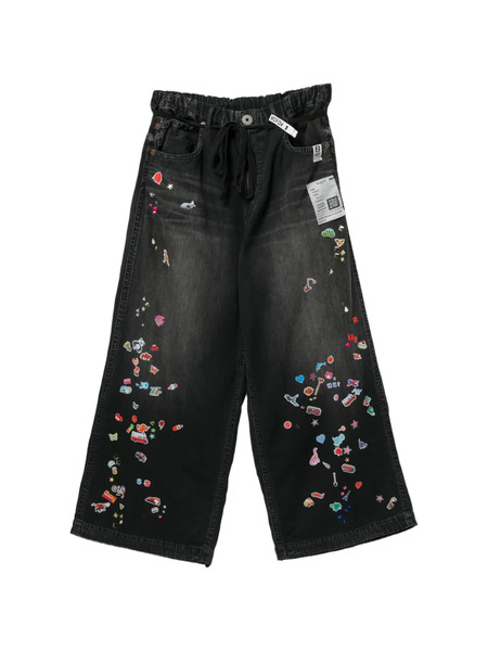  Maison Mihara Yasuhiro Vaqueros Con Pegatinas Estampadas - Negro 