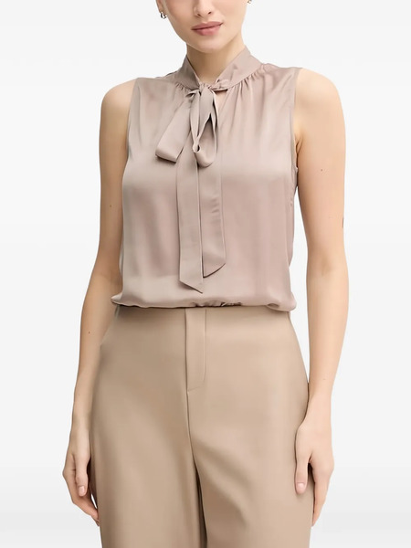  Oui Top Con Lazo En El Cuello - Neutro 