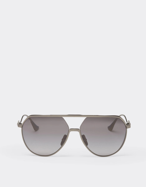  Ferrari Gafas De Sol Ferrari De Titanio Bronceado Mate Con Cristales Polarizados Degradados Grises -  Ferrari Collection Oro Satinado Os 