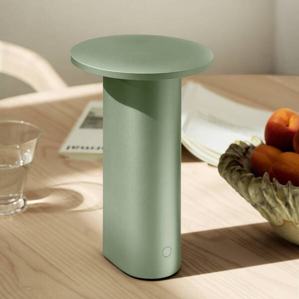  Fritz Hansen Lámpara De Mesa Recargable Led Solae De Fritz Hansen, Verde, Aluminio, Ip44 