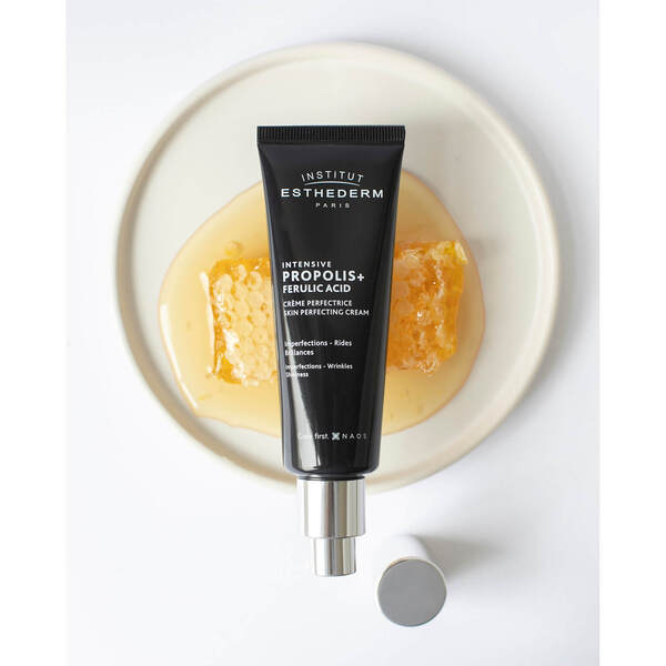  Institut Esthederm Institut Esthederm Intensive Propolis+ Ferulic Acid Creme Perfectrice Crema Perfeccionadora Propóleo + ácido Ferúlico 50 Ml 