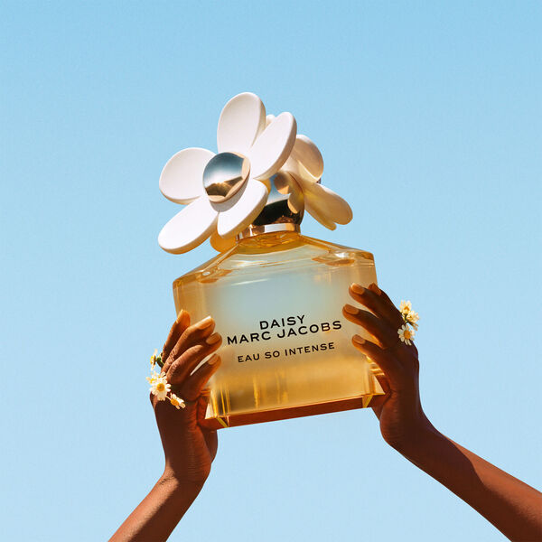  Marc Jacobs Marc Jacobs Daisy Eau So Intense Eau De Parfum 100ml 