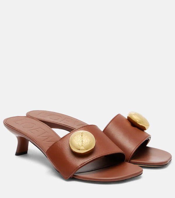  Loewe Loewe Mules Pebble De Piel Con Anagrama 