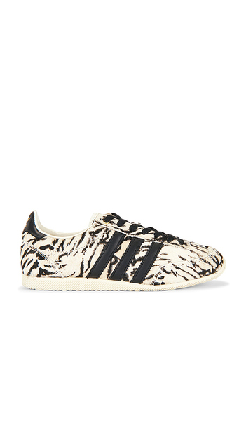  Adidas Originals Zapatilla Deportiva Japan En Color Negro, Blanco Talla 5  (también En 5.5, 6.5, 7, 7.5, 8, 8.5, 9.5). 