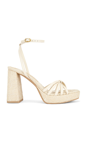  Dolce Vita Sandalia De Plataforma Con Tira Al Tobillo Prady En Color Ivory Talla 10  (también En 6.5, 8, 8.5, 9, 9.5). 