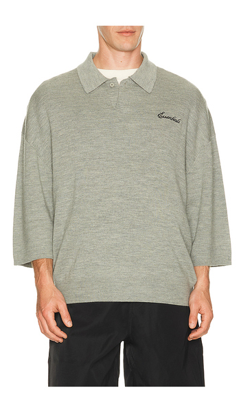  Fear Of God Essentials Signature 3/4 Sleeve 90's Knit Polo En Color Gris Talla L  (también En M, S, Xl/1x, Xs, Xxl/2x, Xxxl/3x). 