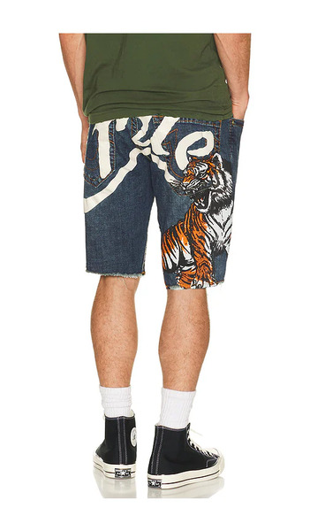  True Religion Ricky Big T Undone Hem Shorts En Color Azul Talla 30  (también En 31, 32, 33, 34, 36). 