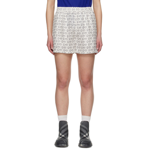  Burberry White Pattern Shorts 