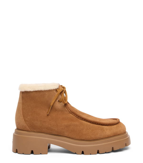  Stuart Weitzman Hudson Shearling Chukka - Mujer  Doe/vanilla 39.5 