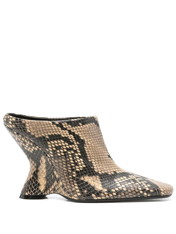  Dries Van Noten Dries Van Noten Leather Asymmetric Boots 